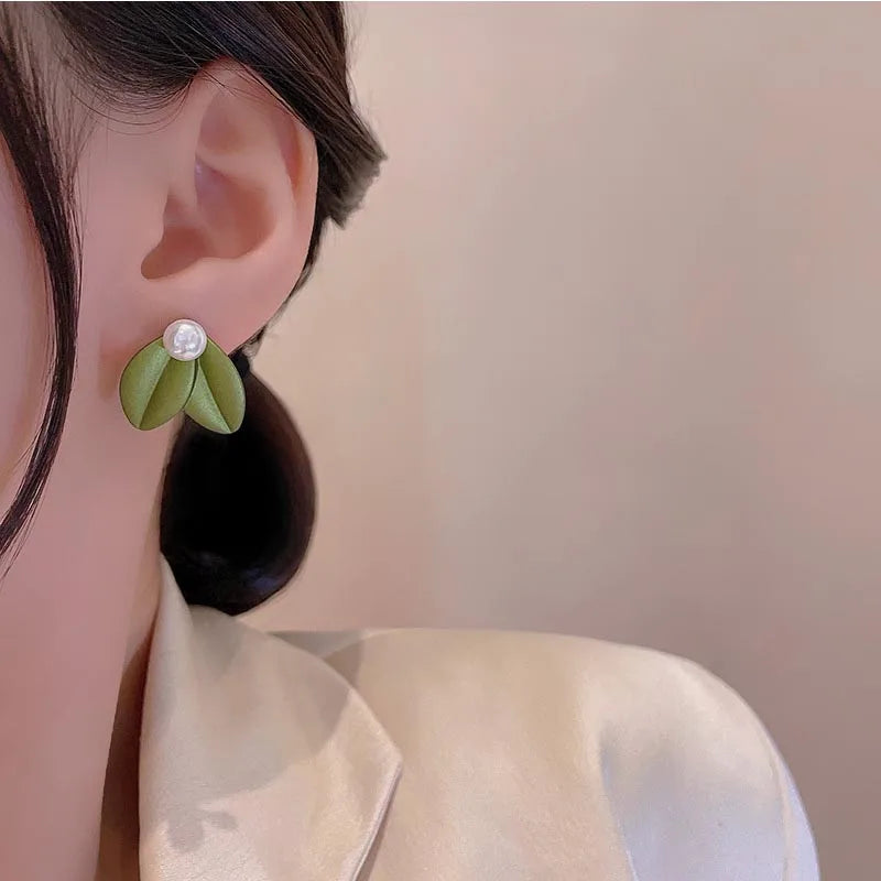 Asymmetry Flower Earrings